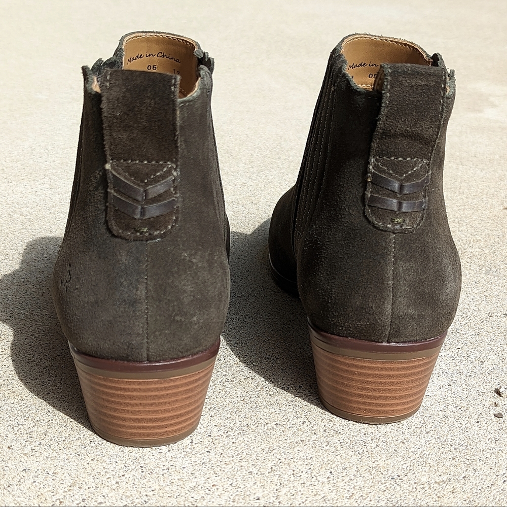 Jack Rogers Liddy water proof suede bootie slip on ankle boots brown - Picture 3 of 6